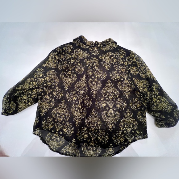 AGB  LARGE  SHEER  BLACK AND LIME GREEN PRINTED BLOUSE. LONG SLEEVES - Picture 5 of 11